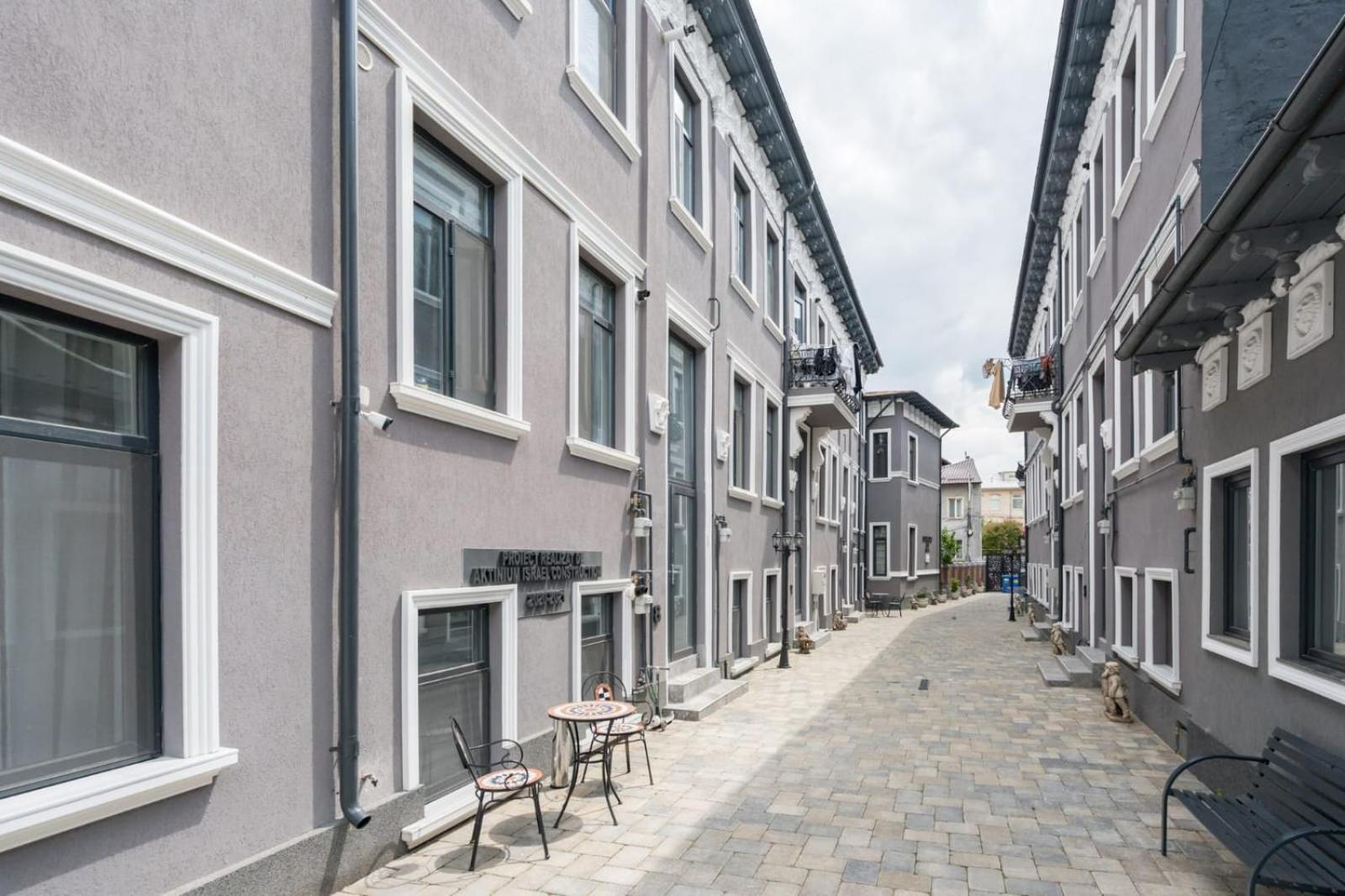 Cozy Central Studio Near Park บูคาเรสต์ ภายนอก รูปภาพ